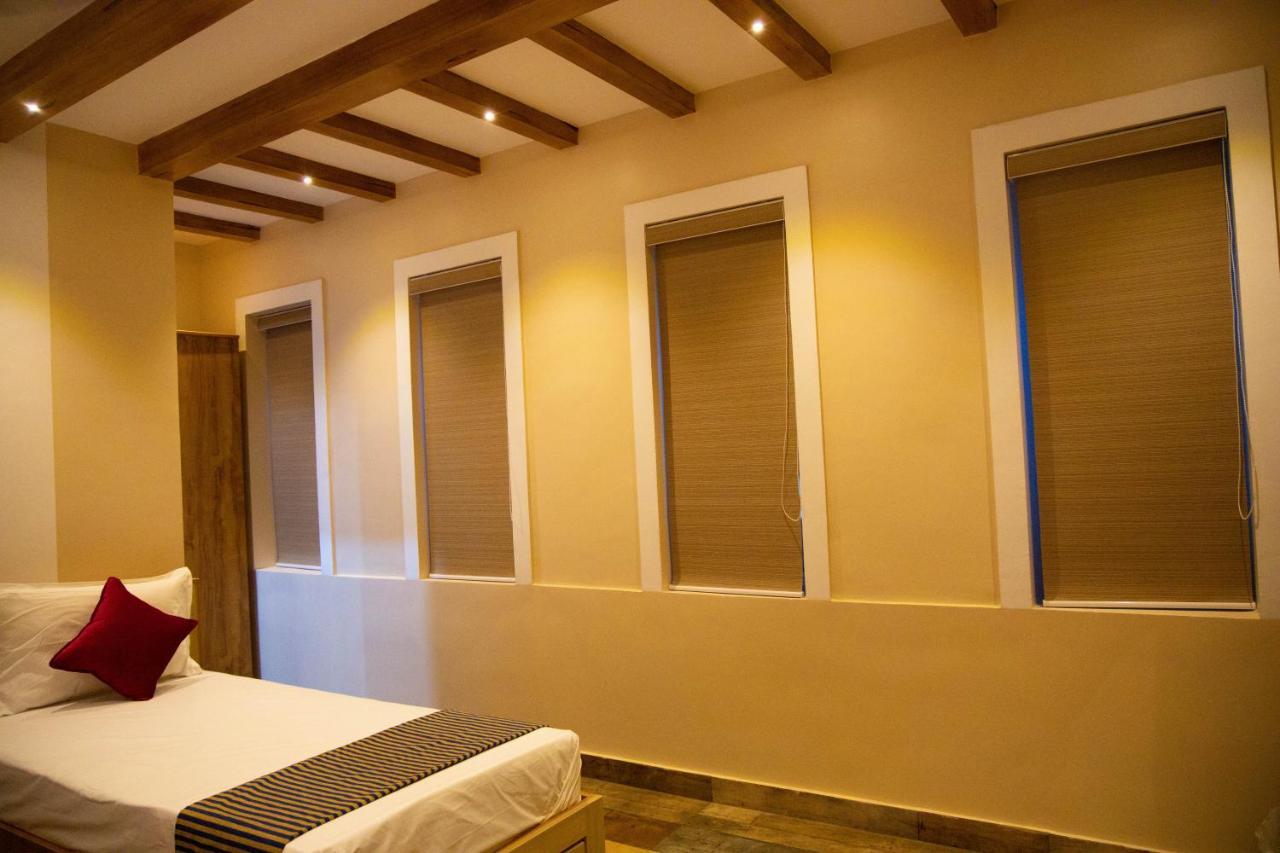 Hotel Ganesh Palace Rāmeswaram Esterno foto