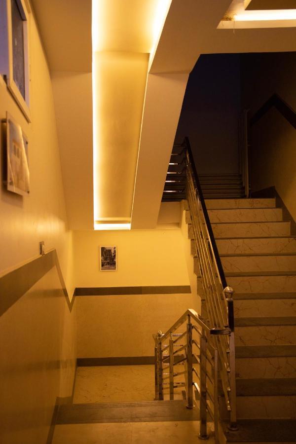 Hotel Ganesh Palace Rāmeswaram Esterno foto